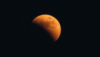 luna-scomparsa-cielo-vulcani
