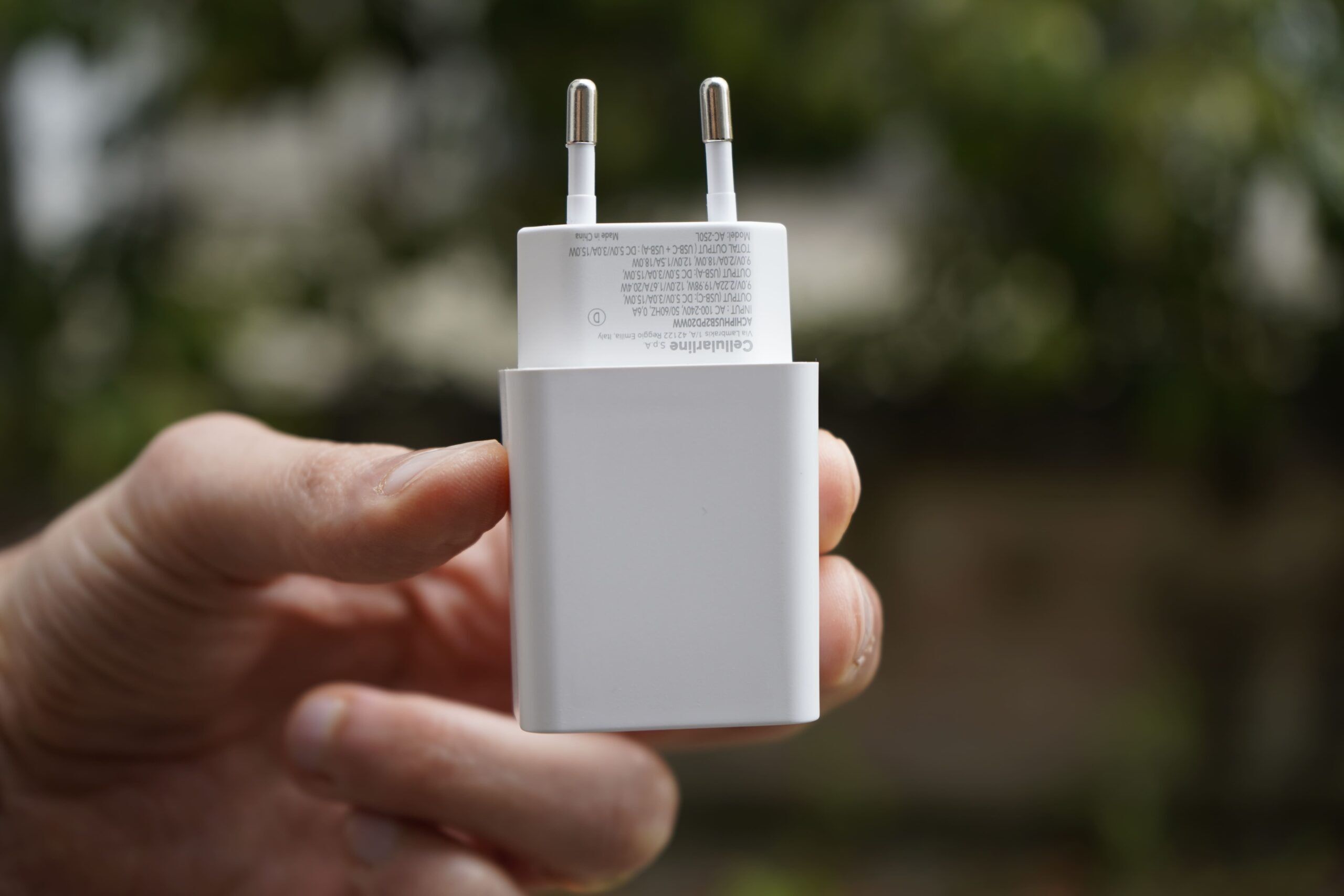 Cellularline Dual Charger
