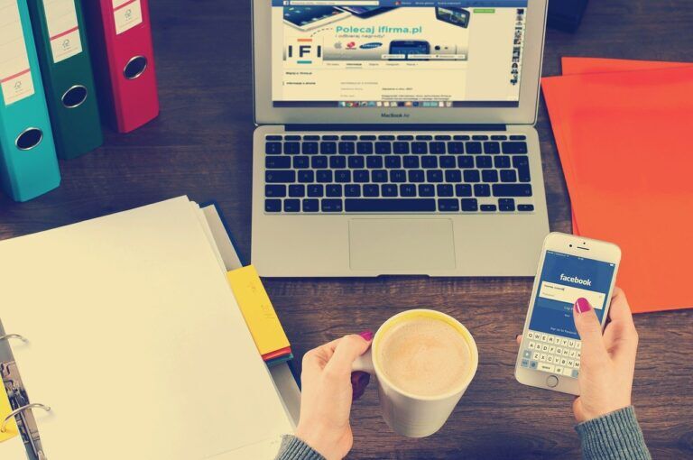 facebook-clubhouse
