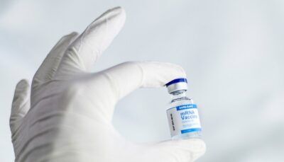 pfizer-terza-dose-vaccini-covid