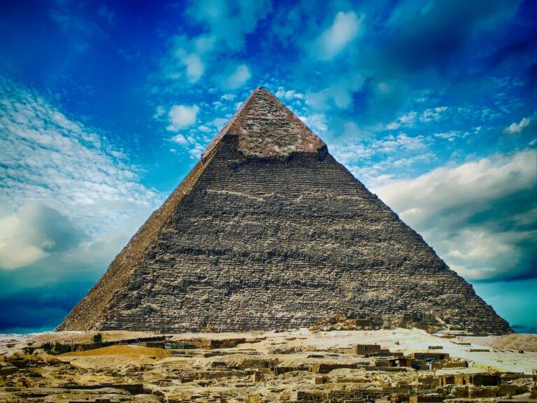 Grande Piramide di Giza scansionata con i raggi cosmici