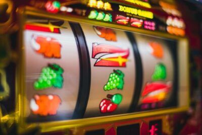La tecnologia dietro il casinò online: cosa c’è dietro le scene?