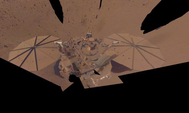 InSight invia il suo ultimo selfie prima della fine