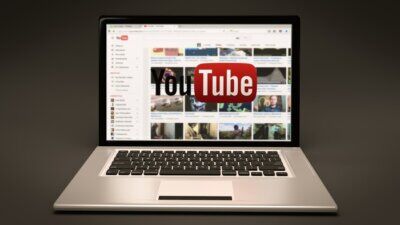 youtube funzione abbonamento