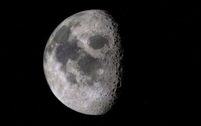 Luna crateri mistero
