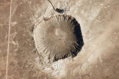 cratere meteorico buco spazio
