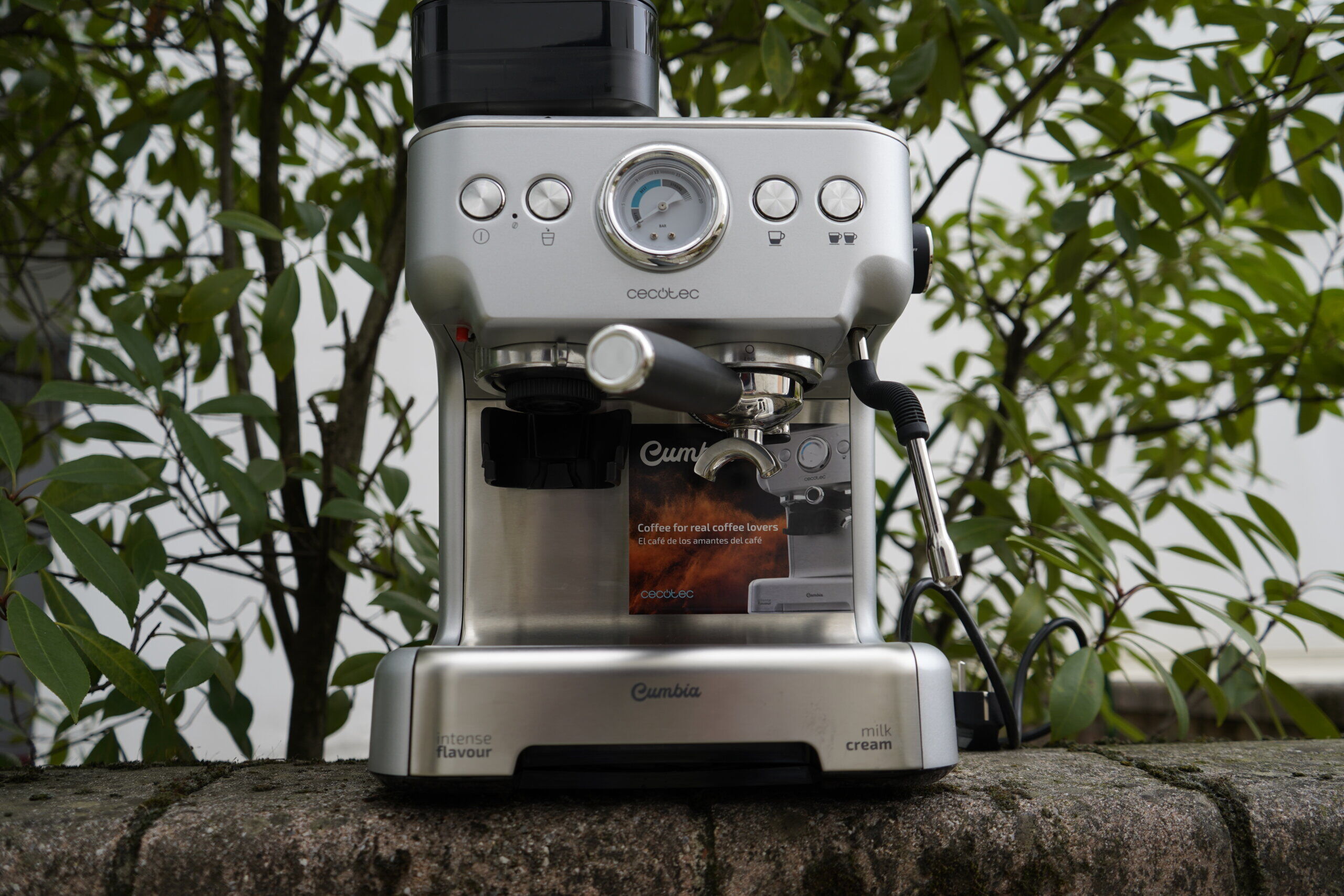 Recensione Cecotec Cumbia Power Espresso 20 Barista Aromax: una splendida  macchina per il caffè