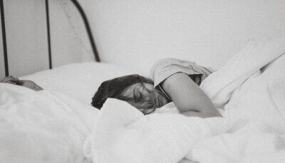 dormire-procrastinare-obiettivi-futuri