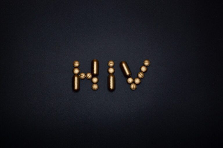 vaiolo delle scimmie forma HIV