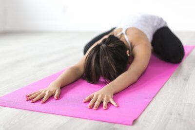 camminare yoga cancro
