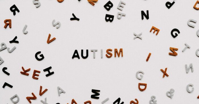 Autismo: l’origine genetica secondo un cervello artificiale