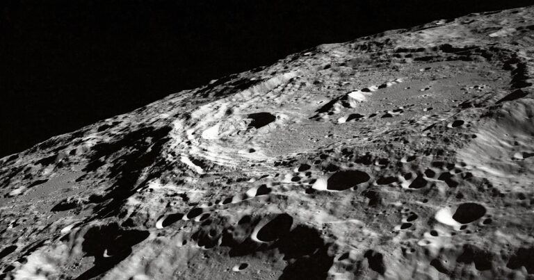 luna-interno-nostro-satellite