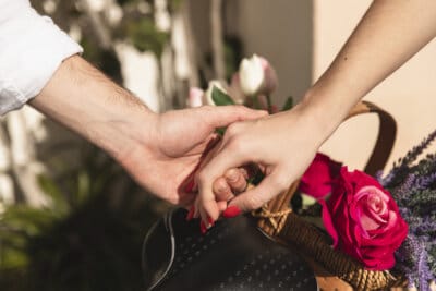 autocompassione relazioni romantiche