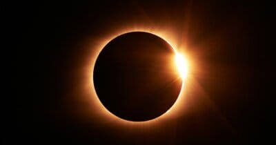 eclissi-solari-nuvole-spariscono