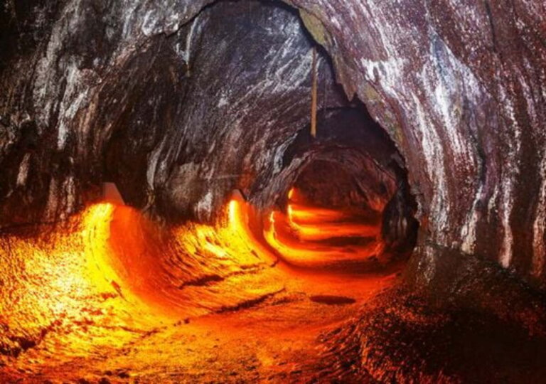 tunnel lava luna esplorazione spaziale