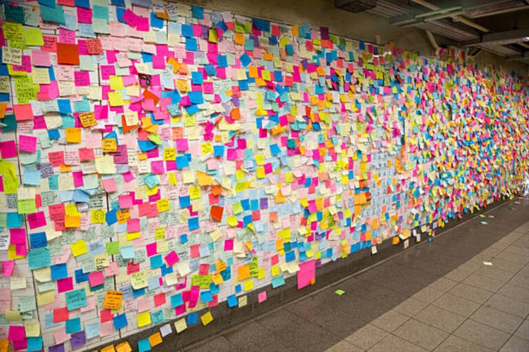 subway therapy post-it emozioni