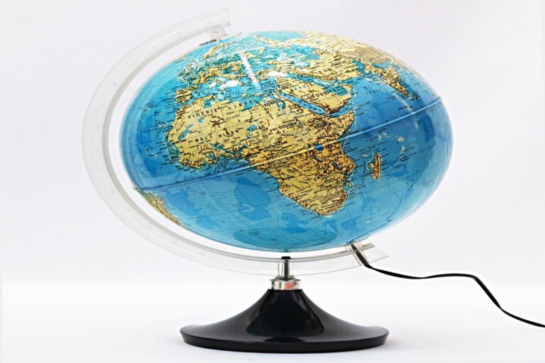 marea terrestre gravità superficie Terra