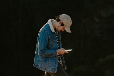 adolescenti suicidio schermi