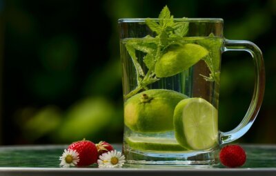 acqua basilico bevanda detox