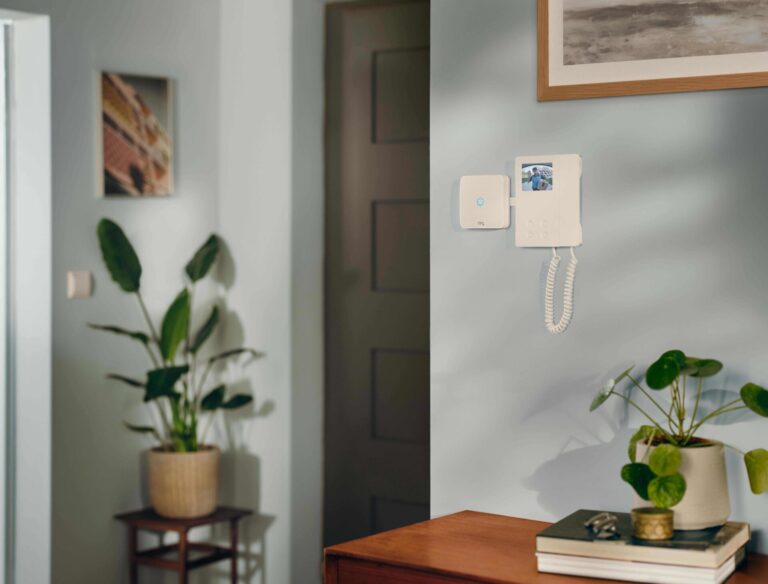 Ring Intercom Video porta la sicurezza smart degli appartamenti a un nuovo livello