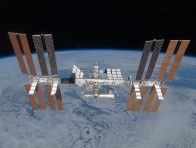 iss batteri virus spazio