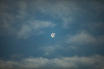 raggi cosmici, cavità, terra, luna