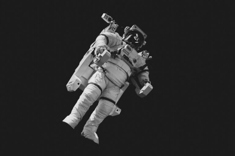 vita astronauta effetti psicologici spazio