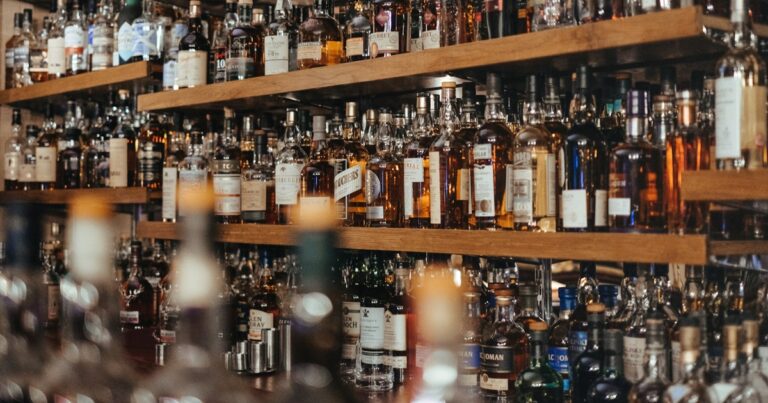 alcol-rischio-cancro-bicchiere