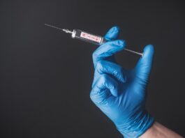 vaccino intelligenza artificiale uomo