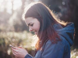 adolescenti social media vacanza