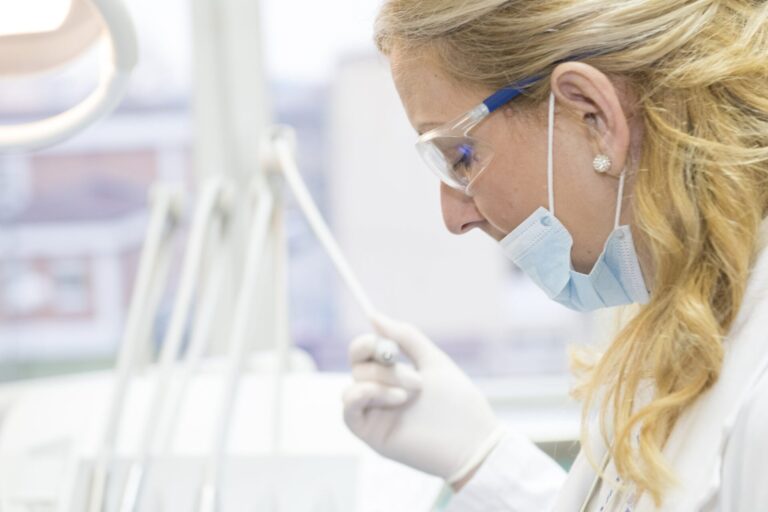 Terapia CAR-T e autoimmunità: nuova frontiera medica