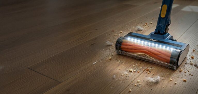 Shark IY143HEU, il nuovo aspirapolvere cordless arriva a 199,99 euro