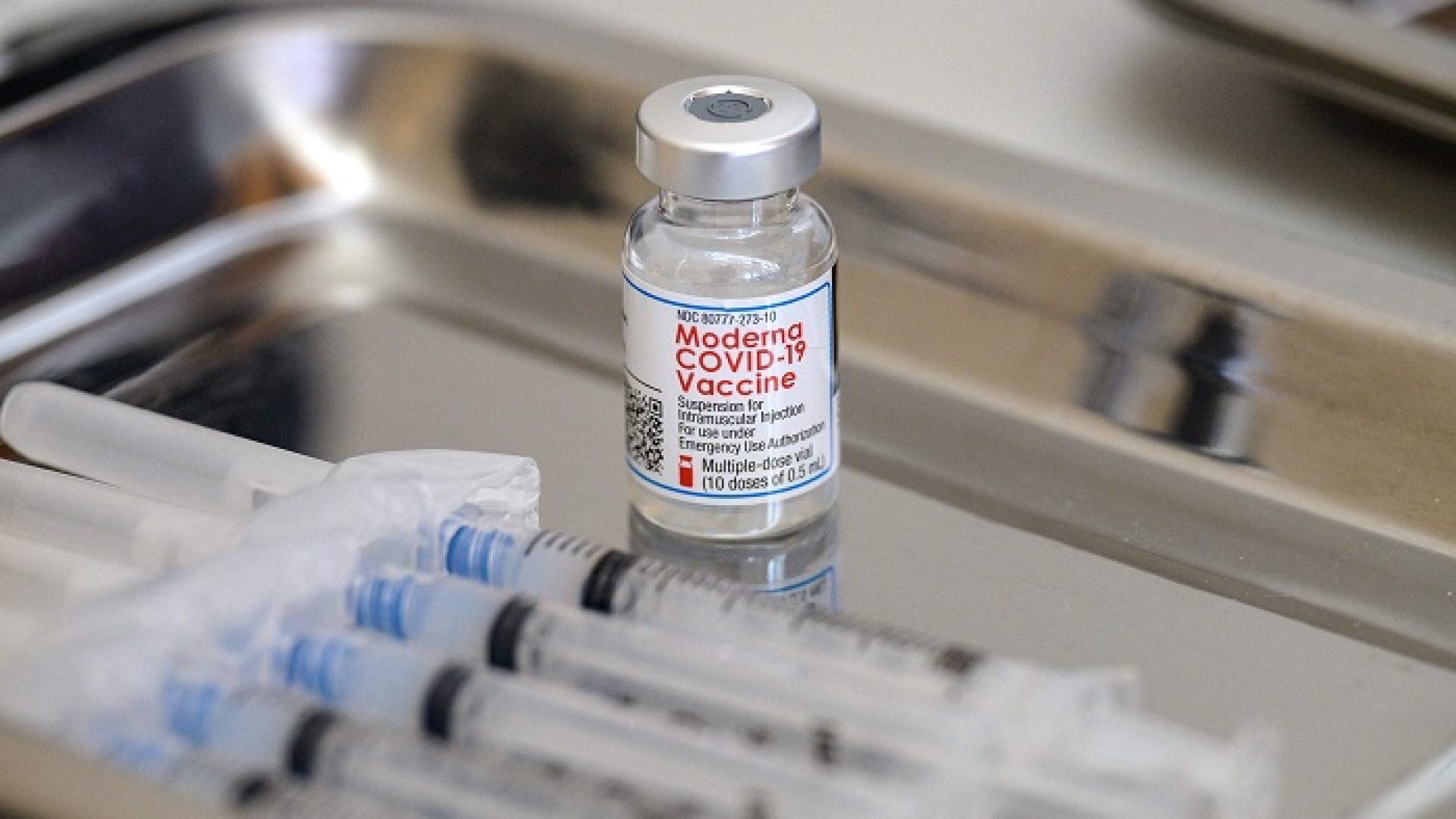 vaccini-covid-anticorpi-dimezzamento